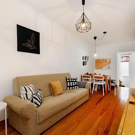 Whome Experience Like A Local In Alfama Apartament Lizbona