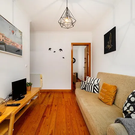 Whome Experience Like A Local In Alfama Apartament *