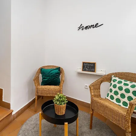 Whome Experience Like A Local In Alfama Apartament *